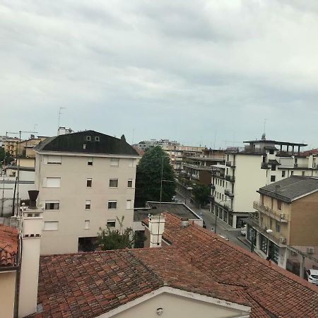 Affittacamere Patwary Μέστρε Εξωτερικό φωτογραφία